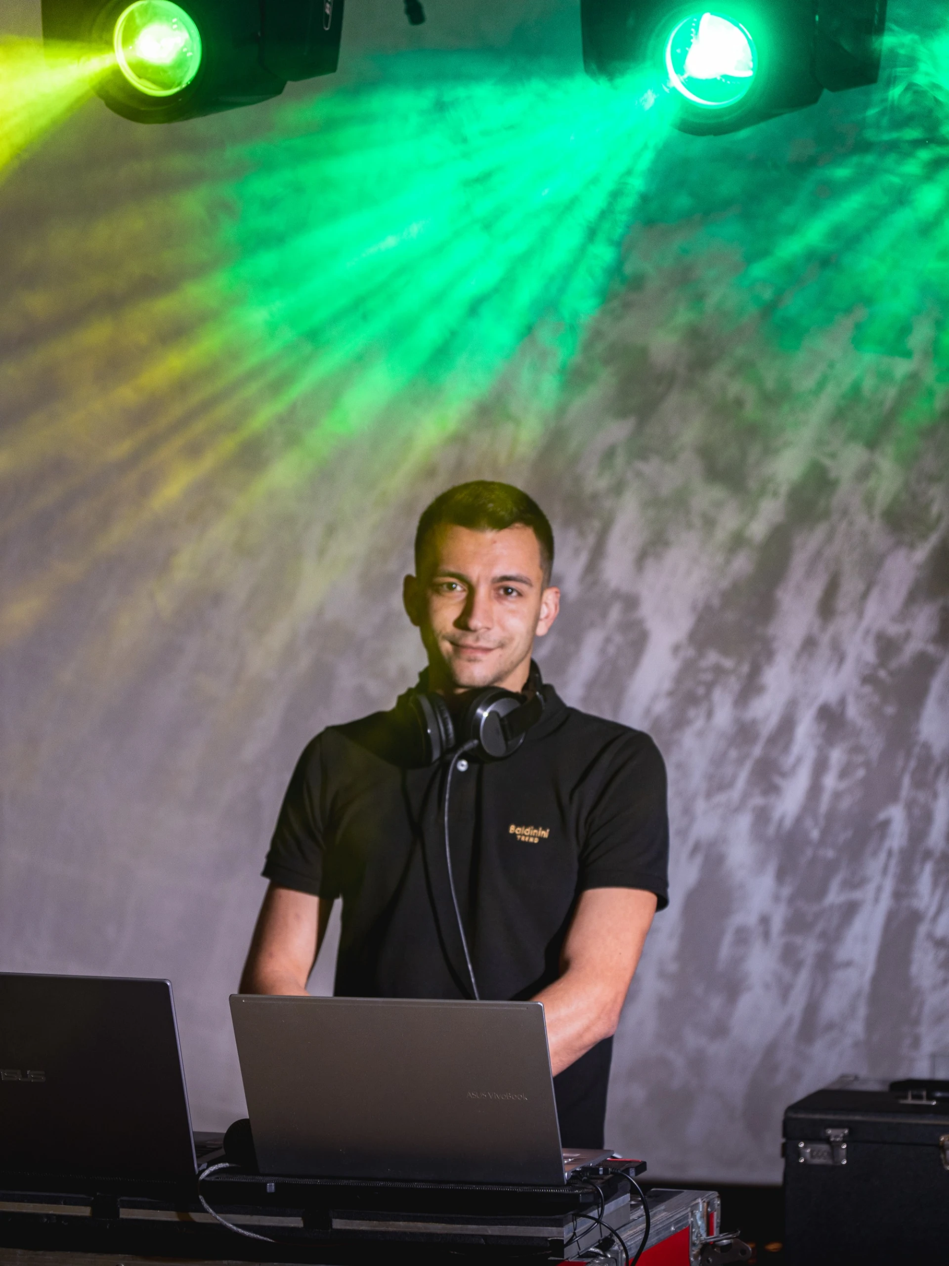 Dj Marius — DJ & Sonorizare